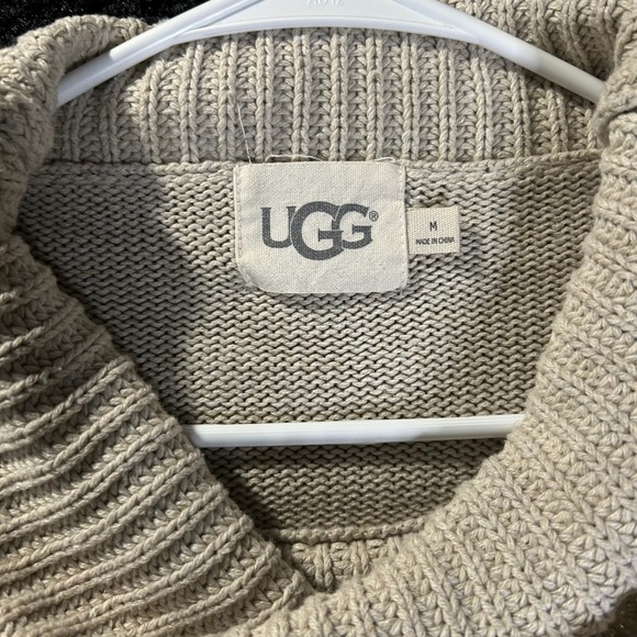 UGG Women Size Small Beige Knit‎ Cowl Neck Sweater M Cotton Cashmere Blend - Picture 2 of 7